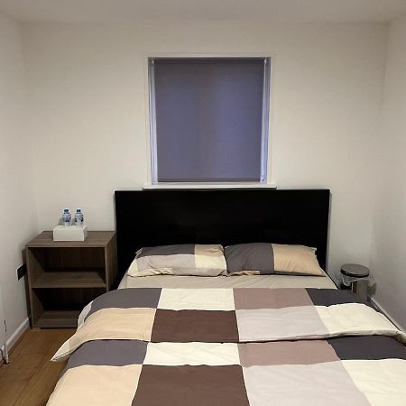 Three Bedroom House In Tooting By Star Apartments Londen Buitenkant foto