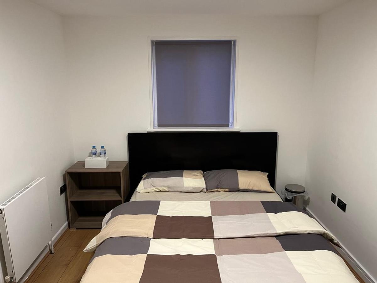 Three Bedroom House In Tooting By Star Apartments Londen Buitenkant foto