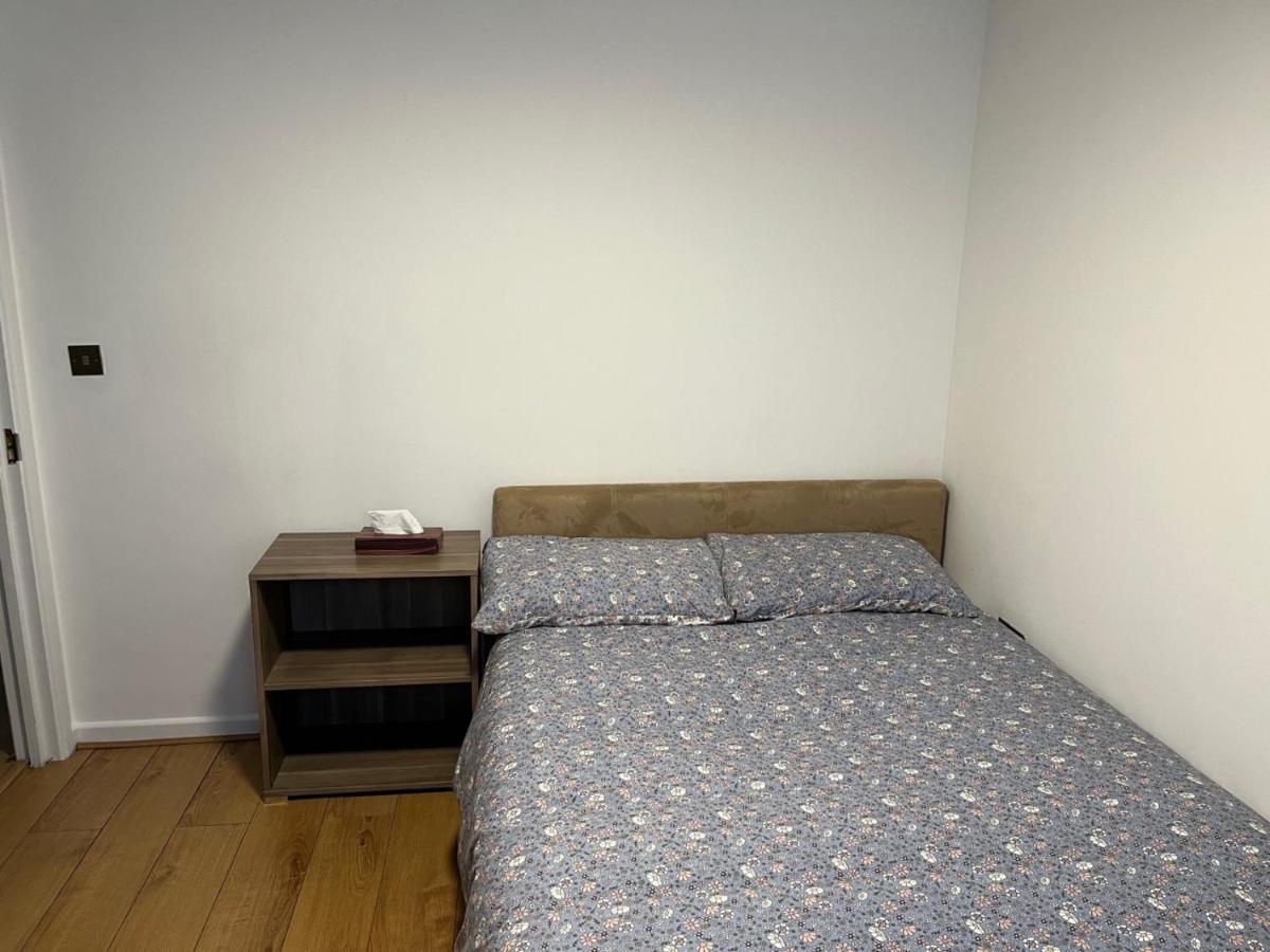 Three Bedroom House In Tooting By Star Apartments Londen Buitenkant foto