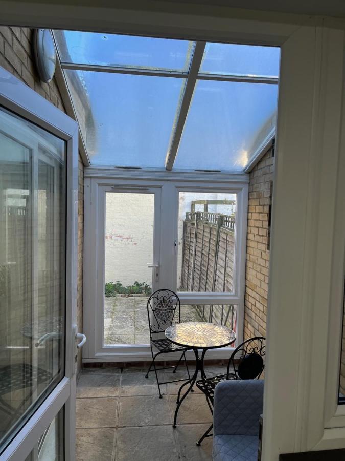 Three Bedroom House In Tooting By Star Apartments Londen Buitenkant foto